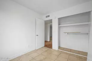 6920 W Fillmore St, Phoenix, AZ 85043 - Photo 14