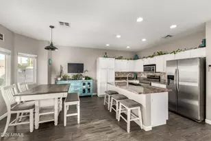 7670 W Sands Dr, Peoria, AZ 85383 - Photo 18