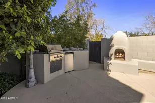 3208 E Orange Dr, Phoenix, AZ 85018 - Photo 26