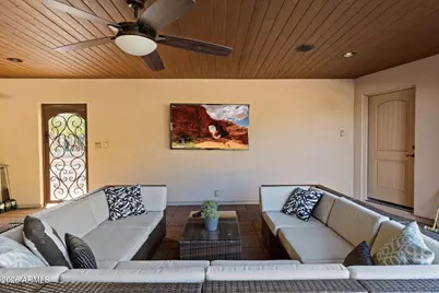 2106 E La Vieve Lane, Tempe, AZ 85284 - Photo 58