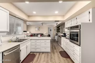 13063 W Foxfire Dr, Sun City West, AZ 85375 - Photo 8