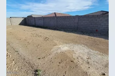 19935 W Mulberry Drive, Buckeye, AZ 85396 - Photo 2