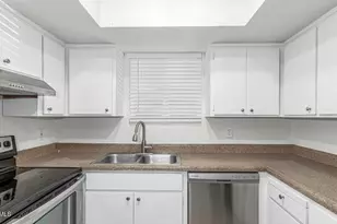 1826 N 51st St, Phoenix, AZ 85008 - Photo 6