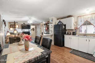 2121 N Center St, Mesa, AZ 85201 - Photo 12