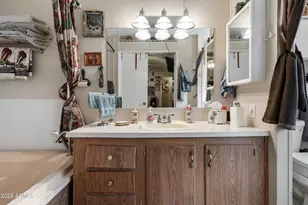 2121 N Center St, Mesa, AZ 85201 - Photo 22