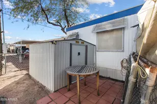 2121 N Center St, Mesa, AZ 85201 - Photo 32