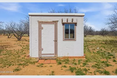 6455 E Nevada Drive, Hereford, AZ 85615 - Photo 42