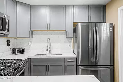 3801 W Lewis Avenue, Phoenix, AZ 85009 - Photo 8