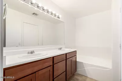 3124 W Maldonado Road, Phoenix, AZ 85041 - Photo 18