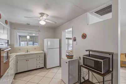 11419 N 111th Avenue, Sun City, AZ 85351 - Photo 16