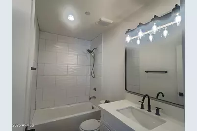 2502 E Paradise Lane #Apt 2, Phoenix, AZ 85032 - Photo 26