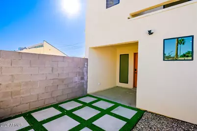 2502 E Paradise Lane #Apt 2, Phoenix, AZ 85032 - Photo 40