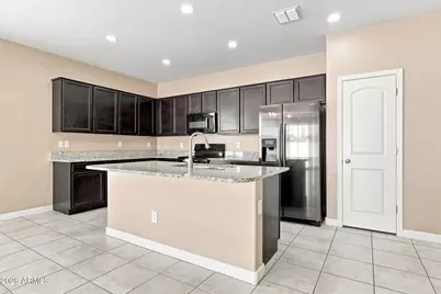 4200 W Alabama Lane, San Tan Valley, AZ 85144 - Photo 4