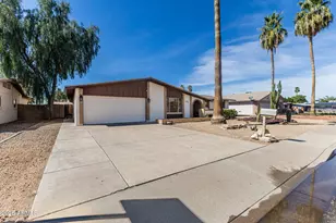 11472 N 47th Ave, Glendale, AZ 85304 - Photo 2