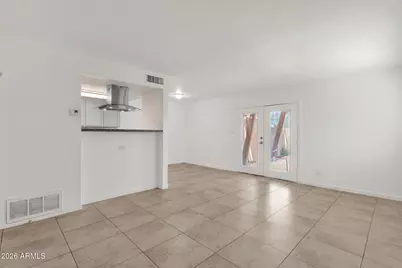 4615 E Jones Avenue, Phoenix, AZ 85040 - Photo 16