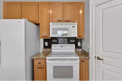 8217 W Bloomfield Road, Peoria, AZ 85381 - Photo 12