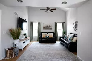 4130 E Mountain Vista Dr, Phoenix, AZ 85048 - Photo 2