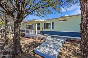 816 N Ridgeview Pl, Huachuca City, AZ 85616 - Photo 4