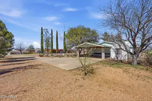 816 N Ridgeview Pl, Huachuca City, AZ 85616 - Photo 6