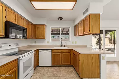 8820 W Alice Avenue, Peoria, AZ 85345 - Photo 14