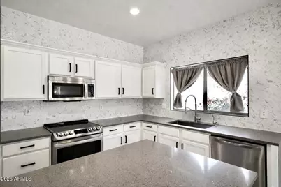 2093 E La Costa Drive, Chandler, AZ 85249 - Photo 2