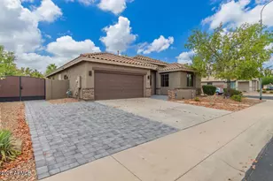 2111 E Yellowstone Pl, Chandler, AZ 85249 - Photo 2