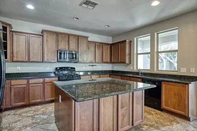 13718 N 150th Drive, Surprise, AZ 85379 - Photo 18