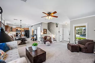 1048 E Iris Dr, Chandler, AZ 85286 - Photo 10