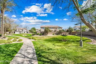 1048 E Iris Dr, Chandler, AZ 85286 - Photo 60