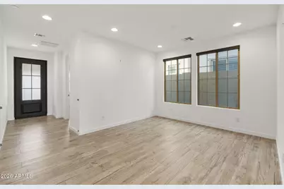 21349 N 58th Street, Phoenix, AZ 85054 - Photo 6