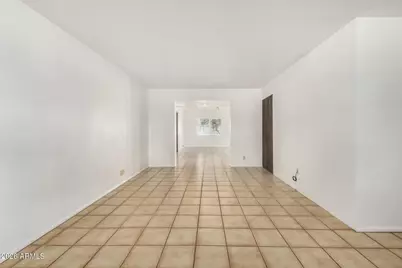 1056 W Farmdale Avenue, Mesa, AZ 85210 - Photo 6