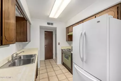 1056 W Farmdale Avenue, Mesa, AZ 85210 - Photo 16