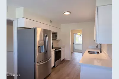 10217 W Mission Lane W, Sun City, AZ 85351 - Photo 10