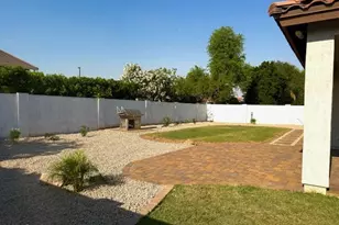 1236 E Nightingale Ln, Gilbert, AZ 85298 - Photo 32