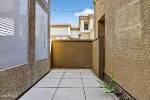 1445 E Broadway Rd, Tempe, AZ 85282 - Photo 34