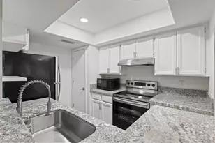 792 E Eugie Ave, Phoenix, AZ 85022 - Photo 12