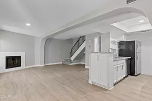 792 E Eugie Ave, Phoenix, AZ 85022 - Photo 14