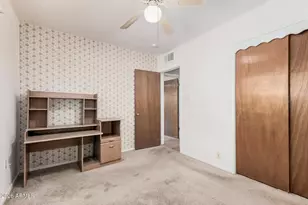 102 S Catalina St, Gilbert, AZ 85233 - Photo 14