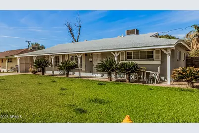 102 S Catalina Street, Gilbert, AZ 85233 - Photo 2