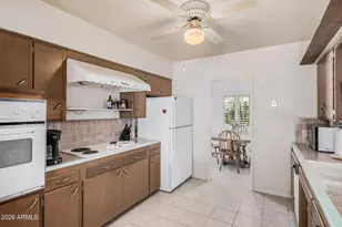 102 S Catalina St, Gilbert, AZ 85233 - Photo 8