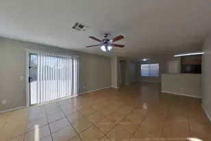 8123 W Hammond Ln, Phoenix, AZ 85043 - Photo 2