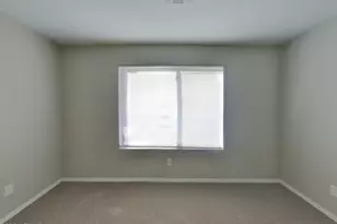 8123 W Hammond Ln, Phoenix, AZ 85043 - Photo 8