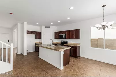 7593 N 72nd Avenue, Glendale, AZ 85303 - Photo 8