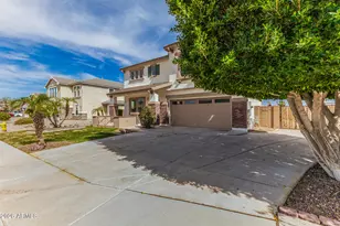 7593 N 72nd Ave, Glendale, AZ 85303 - Photo 2