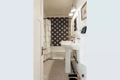 124 W 1st Street, Mesa, AZ 85201 - Photo 34