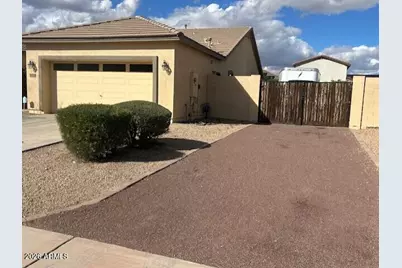 18324 W Oregon Avenue, Litchfield Park, AZ 85340 - Photo 2