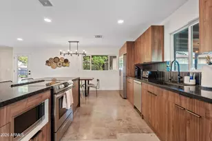 657 W Toledo St, Chandler, AZ 85225 - Photo 8