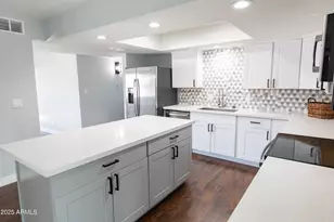 2144 S Los Feliz Dr, Tempe, AZ 85282 - Photo 6