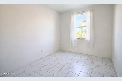 2439 W Kowalsky Lane, Phoenix, AZ 85041 - Photo 6