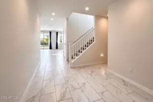 2439 W Kowalsky Ln, Phoenix, AZ 85041 - Photo 4